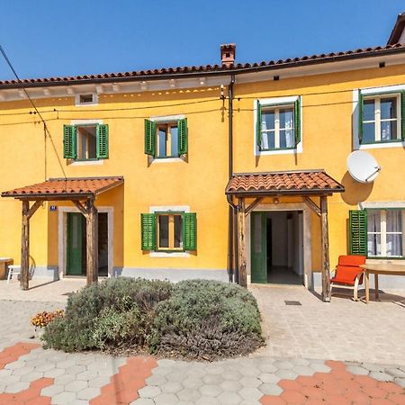 House Krizanic In Marcana, Istria, With 2 Apartments, Total 9 Guests Экстерьер фото
