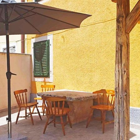 House Krizanic In Marcana, Istria, With 2 Apartments, Total 9 Guests Экстерьер фото