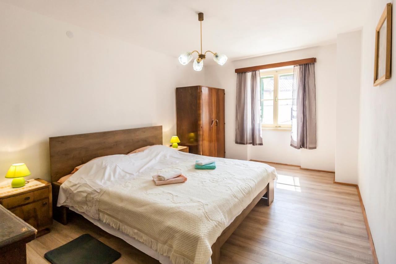 House Krizanic In Marcana, Istria, With 2 Apartments, Total 9 Guests Экстерьер фото